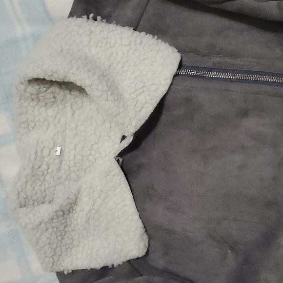 GRAY JACKET - Picture 11 of 12